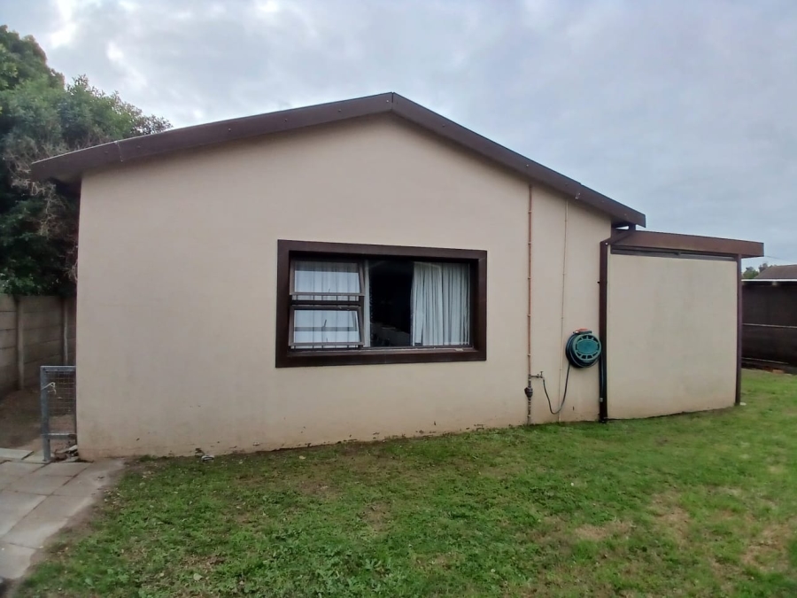 To Let 3 Bedroom Property for Rent in Cotswold Eastern Cape